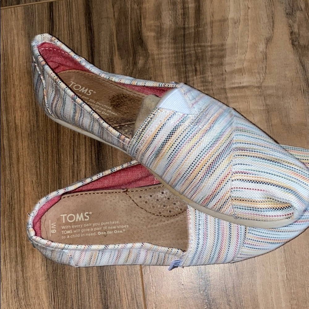 Like new Toms shoes